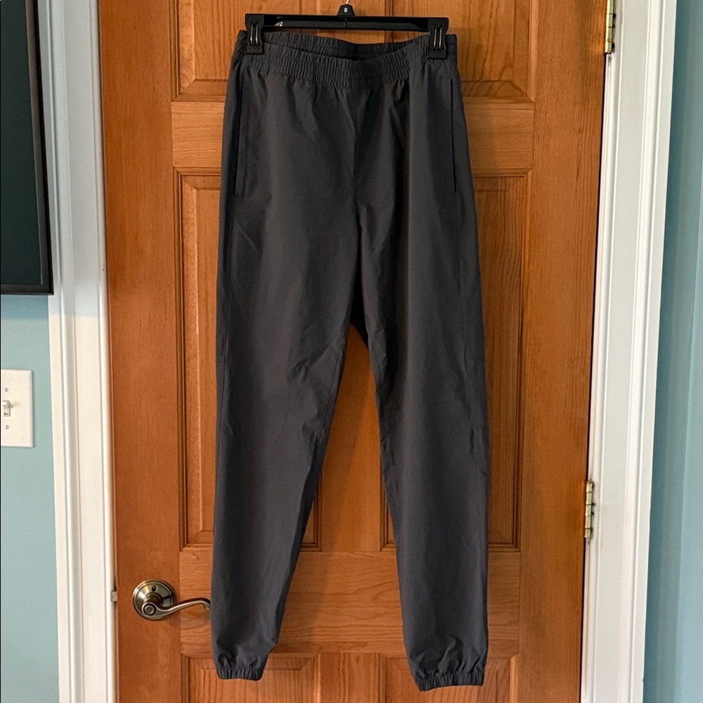 VRST Men's Teen Size Small Gray Jogger Pants with Elastic Waist